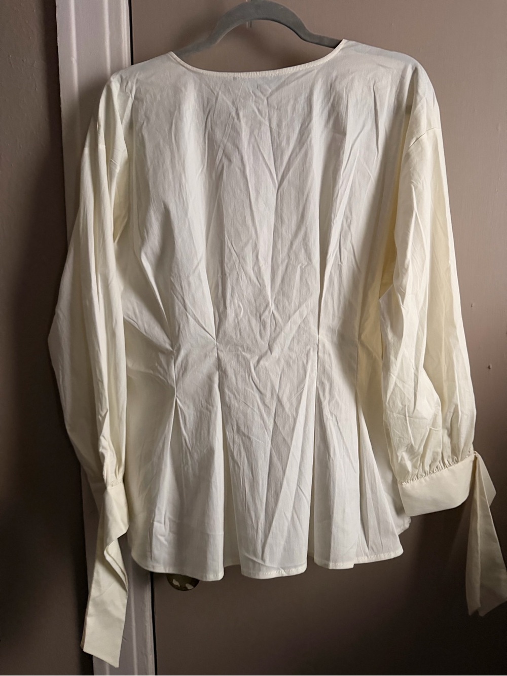 Eloquii Women's Cream Long-Sleeve Tie Cuff Blouse